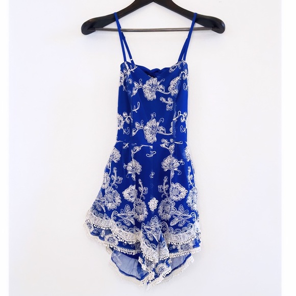 Lovers + Friends Gabriella Romper Marine Blue - Picture 3 of 6